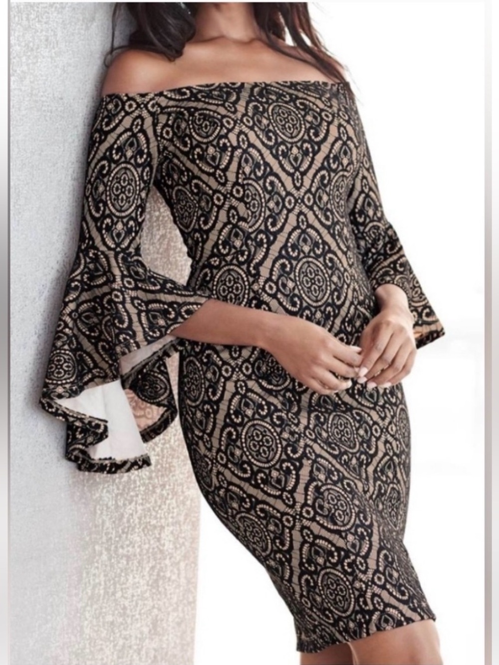 Black Lace Venus Fitted Bodycon Statement Sleeves Front Slit Dress Like NEW